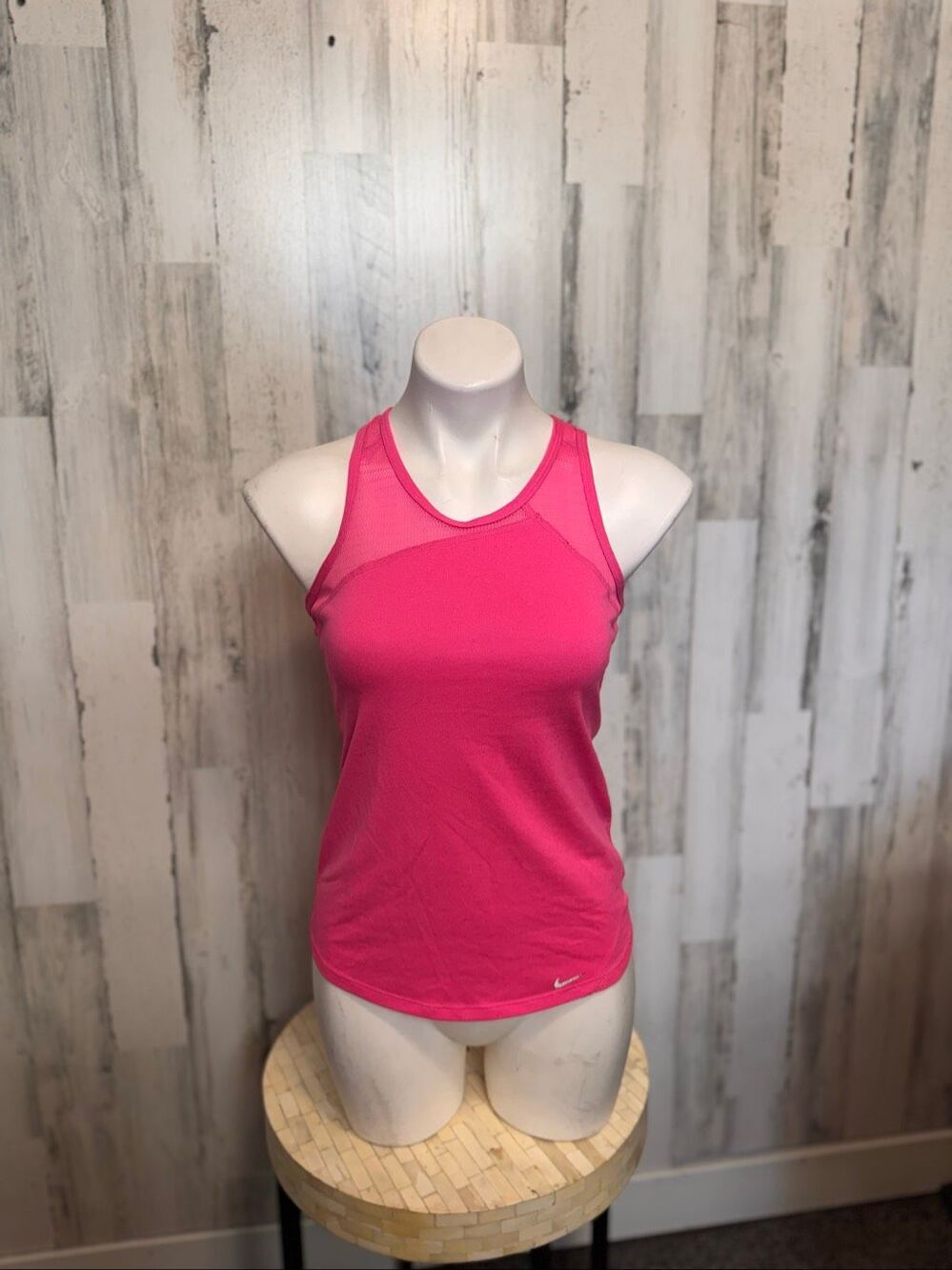 Nike Dri-FIT Hot Pink Mesh Inset Racerback Curved Hem Workout Tank Top S